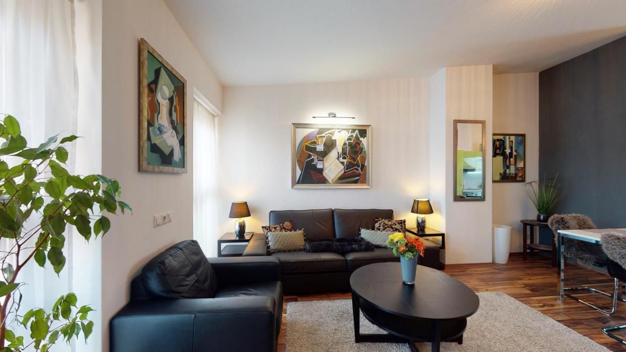 Central Home Budapest Esterno foto