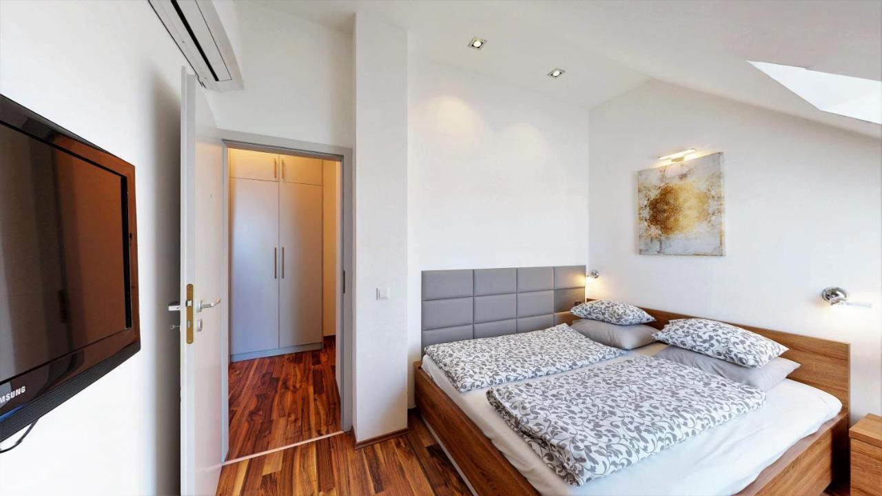 Central Home Budapest Esterno foto