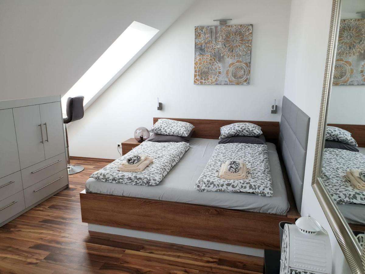 Central Home Budapest Esterno foto