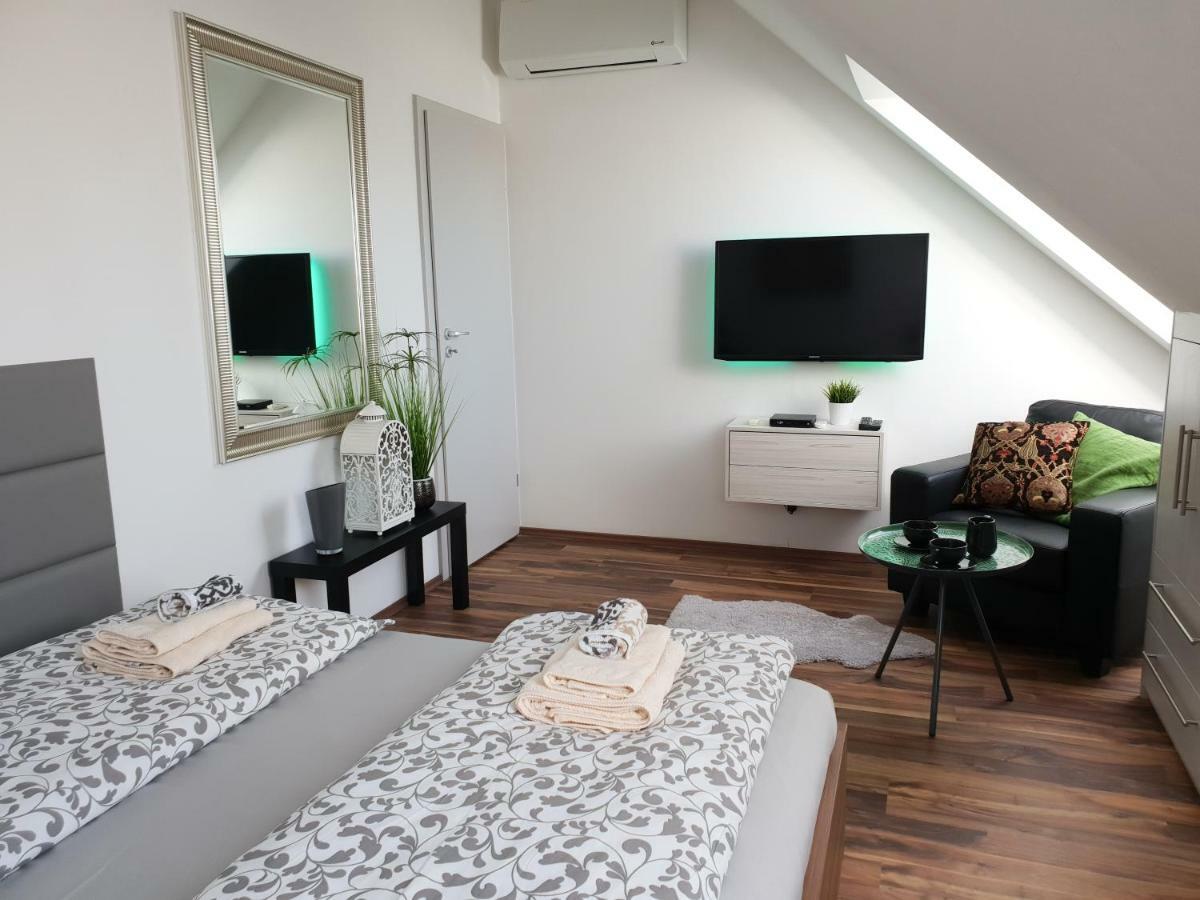 Central Home Budapest Esterno foto